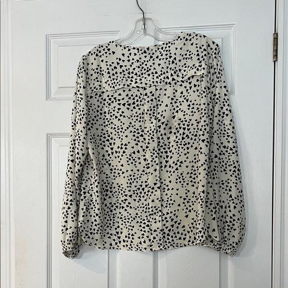 RW&CO. Black and Cream Heart Pattern Blouse - Picture 3 of 3